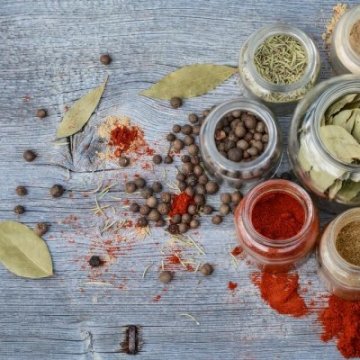 Лечебни билки от кухненския шкаф